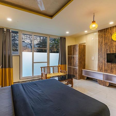 The Hosteller Mcleodganj, Mall Road МакЛеод Ганж Екстериор снимка