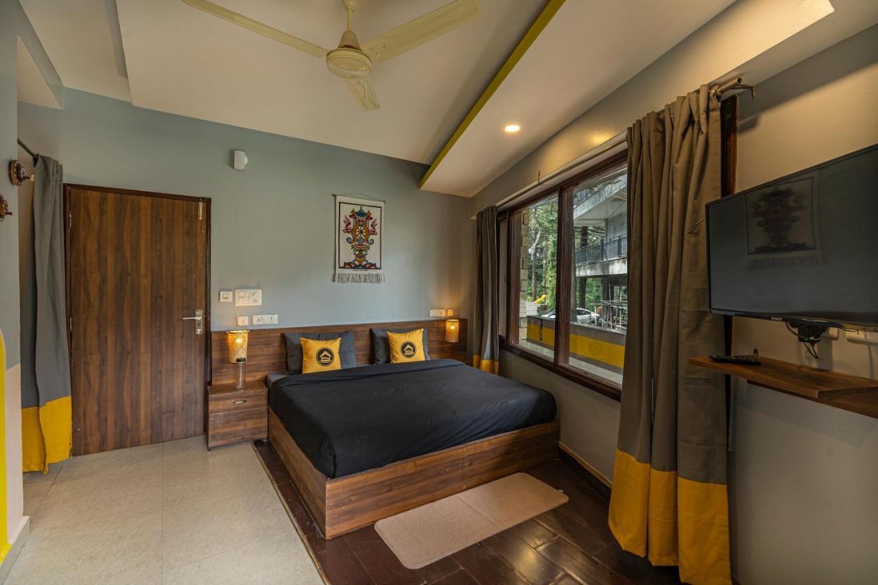 The Hosteller Mcleodganj, Mall Road МакЛеод Ганж Екстериор снимка