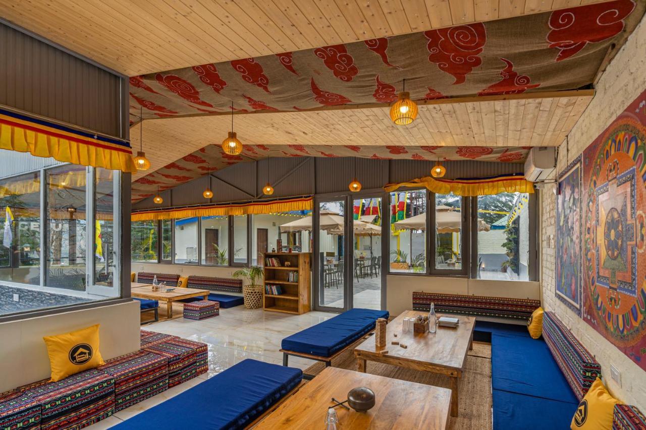 The Hosteller Mcleodganj, Mall Road МакЛеод Ганж Екстериор снимка