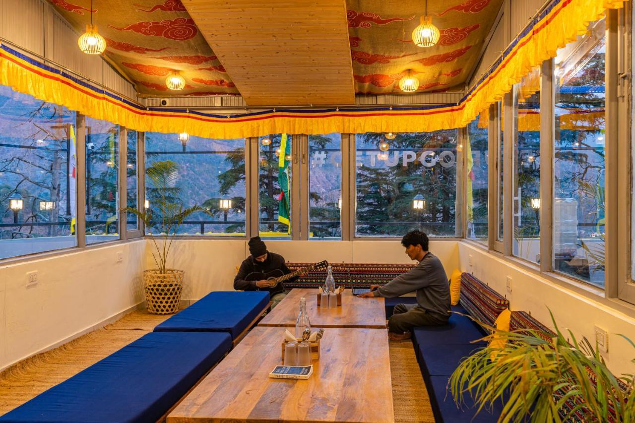The Hosteller Mcleodganj, Mall Road МакЛеод Ганж Екстериор снимка
