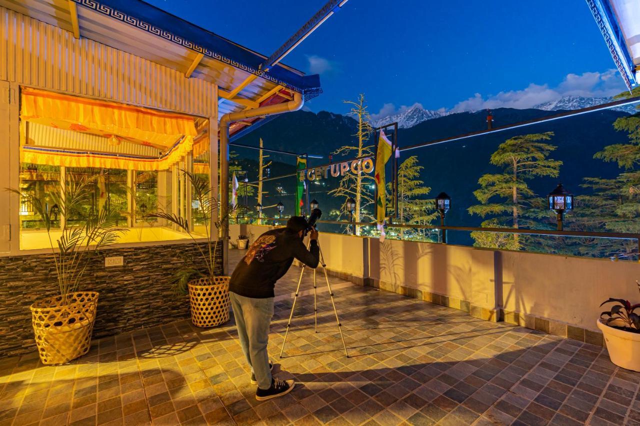 The Hosteller Mcleodganj, Mall Road МакЛеод Ганж Екстериор снимка