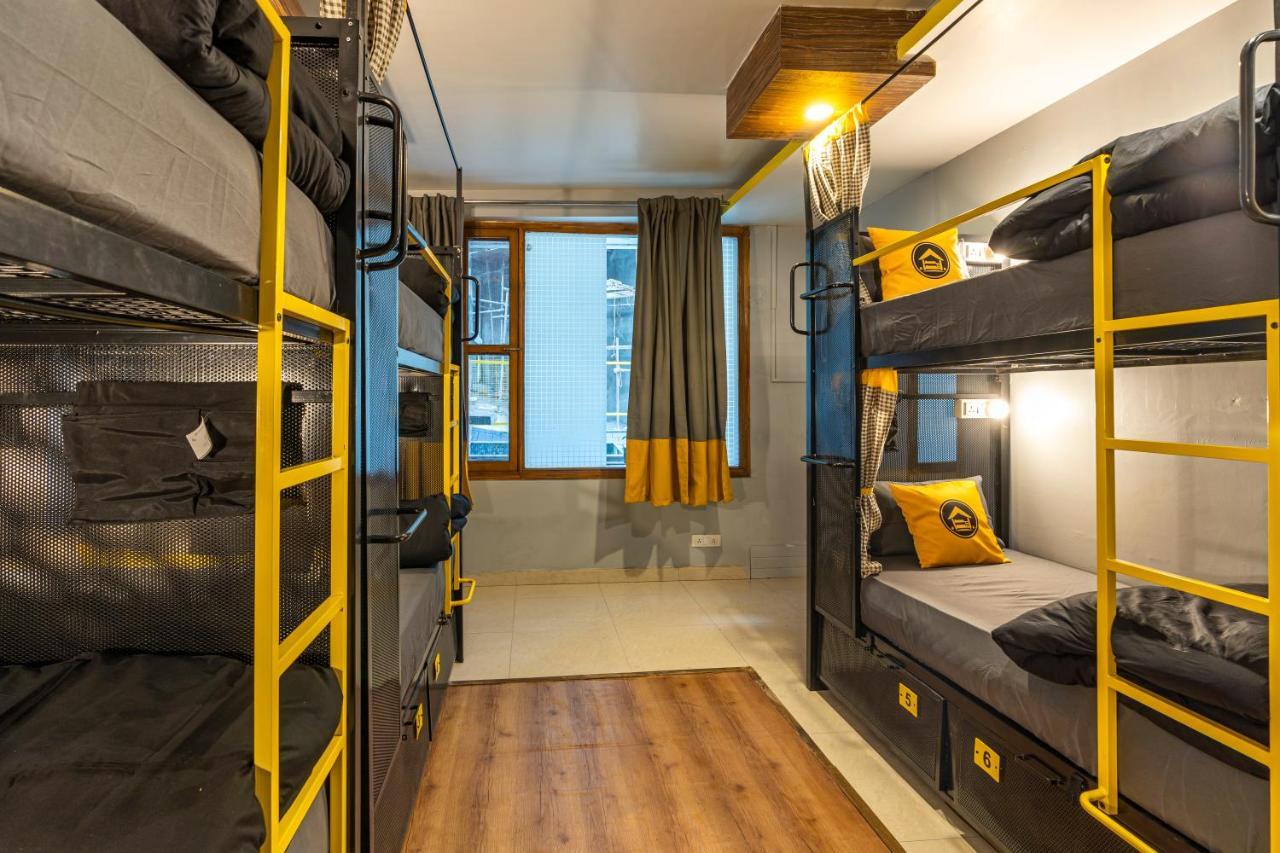 The Hosteller Mcleodganj, Mall Road МакЛеод Ганж Екстериор снимка