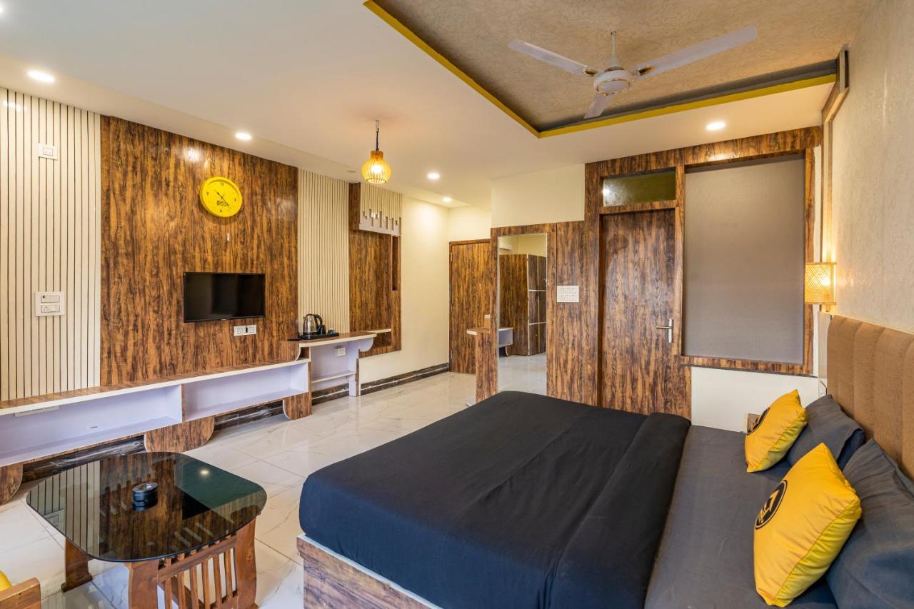 The Hosteller Mcleodganj, Mall Road МакЛеод Ганж Екстериор снимка